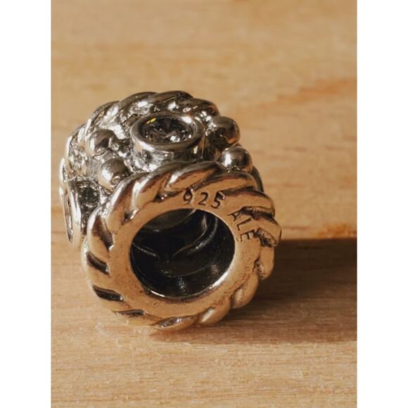 Pandora Oxy Crown Bead Charm Clear CZ in Sterling Silver 925, 790221CZ - Picture 5 of 6